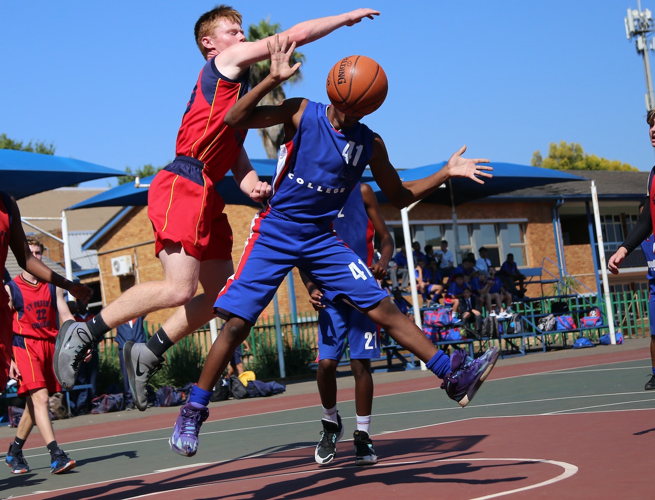 better-basketball-the-funnel-down-defense-teach-hoops