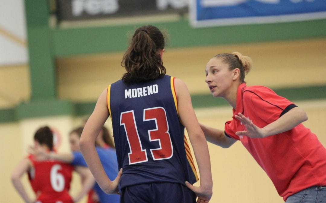 6 Tips for First Time Basketball Coaches: Building Confidence on the Sidelines